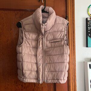 Love Tree Ultra Light Packable Puffer Vest | Women’s Medium | Blush Pink
